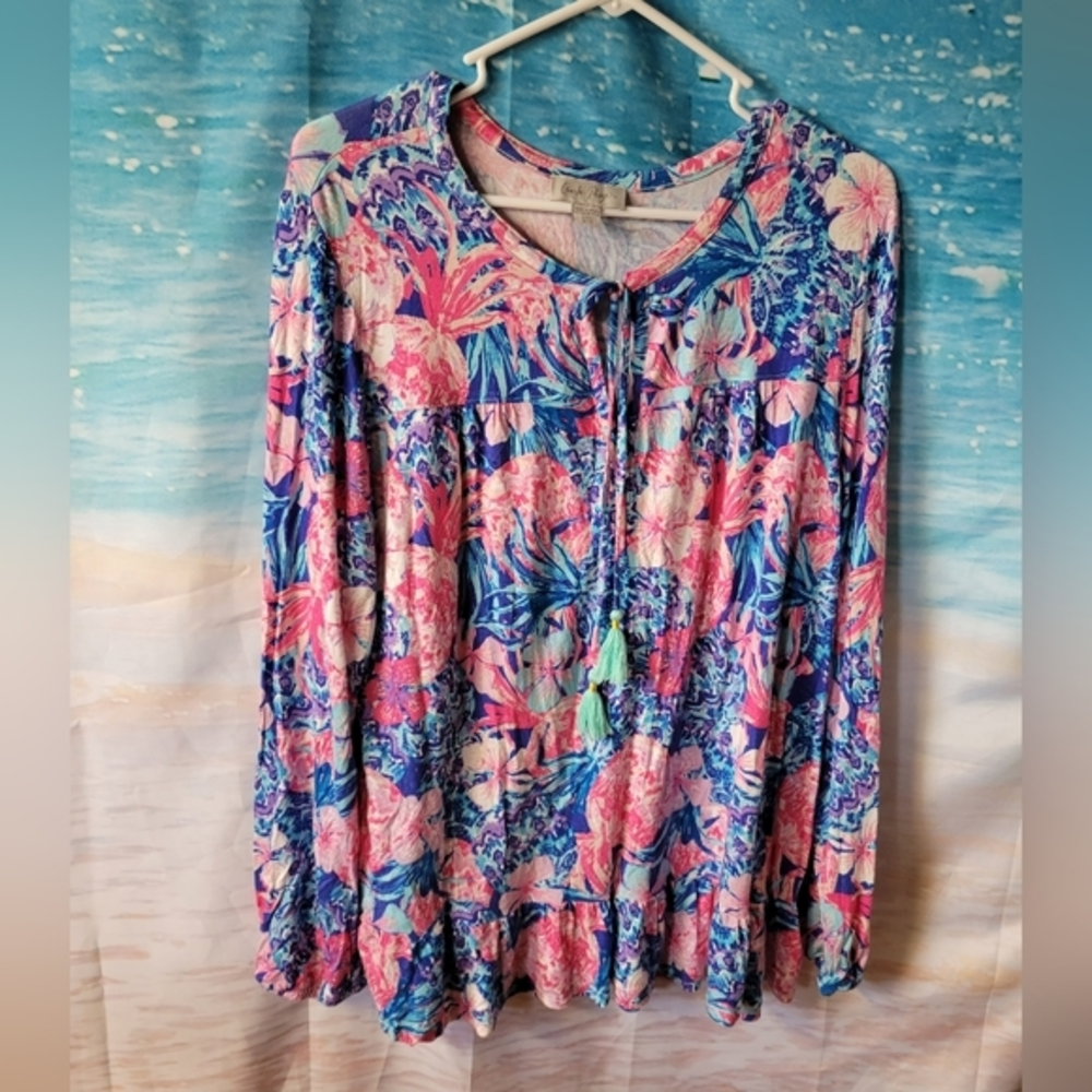 Charlie Paige Pink/Blue Floral Pinapple Blouse‎ Size L/XL